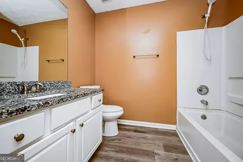 Bath - 3807 Button Gate Ct, Lithonia, GA 30038 photo 2 of 2