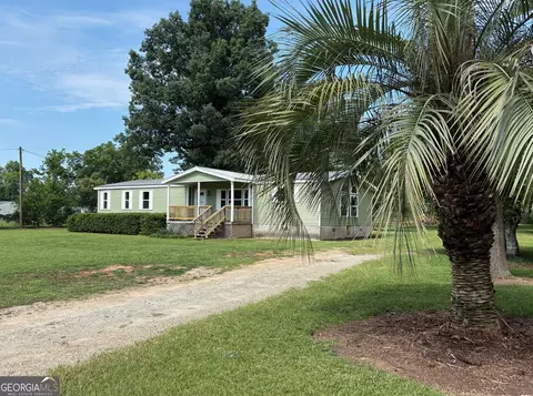 252 Valley Rd, Byron, GA 31008