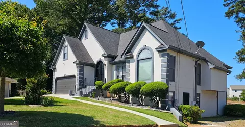 2461 Highland Golf Course Dr SE, Conyers, GA 30013
