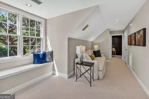 Entry Way - 31 Tanglewood Rd, St. Simons, GA 31522 photo 3 of 4