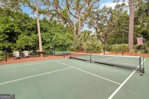 Exterior - 31 Tanglewood Rd, St. Simons, GA 31522 photo 14 of 25