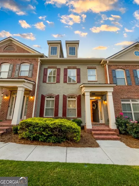 4977 Rosalie Rd, Alpharetta, GA 30022