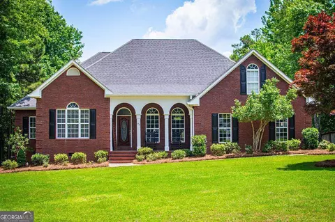 81 Castleman Rd, Carrollton, GA 30116