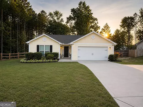 675 Stag Run Dr, Mansfield, GA 30055