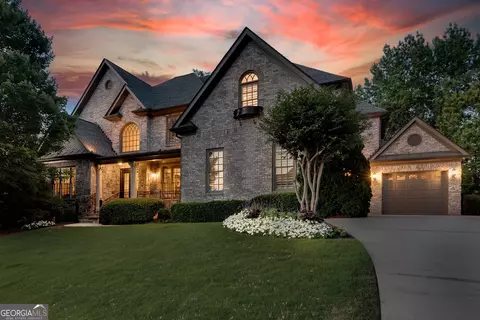 2494 Oak Grove Ests NE, Atlanta, GA 30345