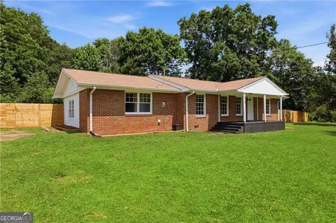 213 Wilbanks Cir, Dallas, GA 30132