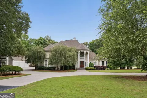 1845 Kathy Whitworth Dr, Braselton, GA 30517