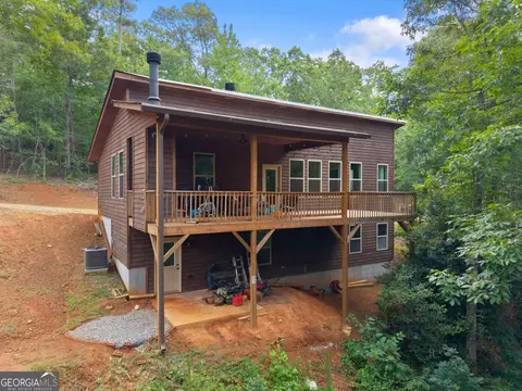 308 Fowler Creek Dr, Cleveland, GA 30528