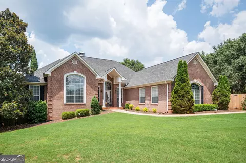 1315 Edwin Ct, Mcdonough, GA 30252