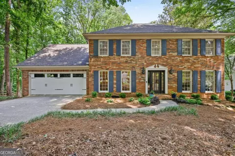 2426 Saint Croix Cir, Marietta, GA 30062