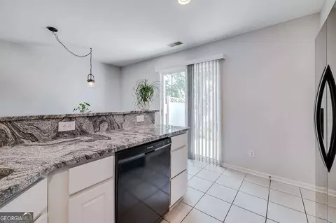 Kitchen - 321 Hitching Post Ln, Pooler, GA 31322 photo 5 of 5