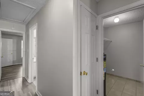 Entry Way - 1509 N Hampton Ct, Hampton, GA 30228 photo 2 of 2