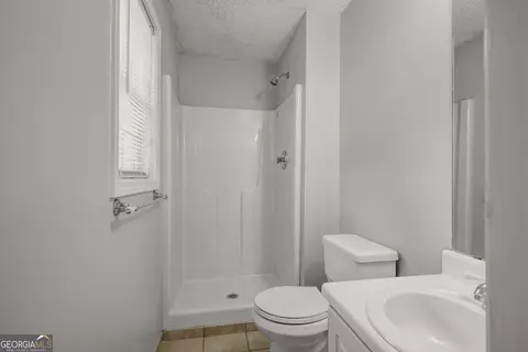 Bath - 1509 N Hampton Ct, Hampton, GA 30228 photo 2 of 2
