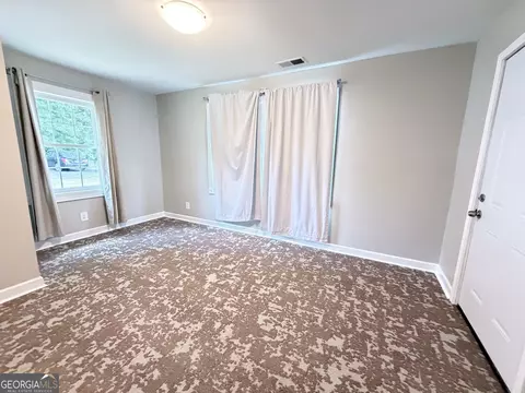 Bedroom - 213 N Lee St, Lagrange, GA 30240 photo 4 of 5