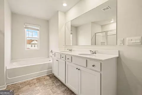 Entry Way - 243 Berkeley Trce, Braselton, GA 30517 photo 5 of 5