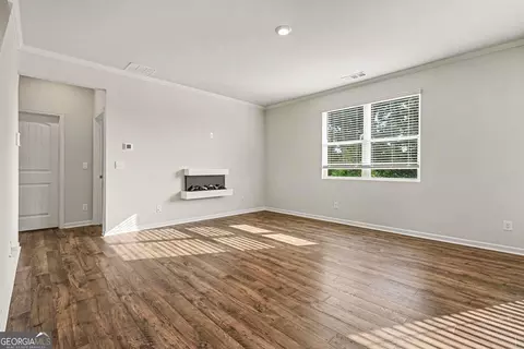 Living - 243 Berkeley Trce, Braselton, GA 30517 photo 3 of 6