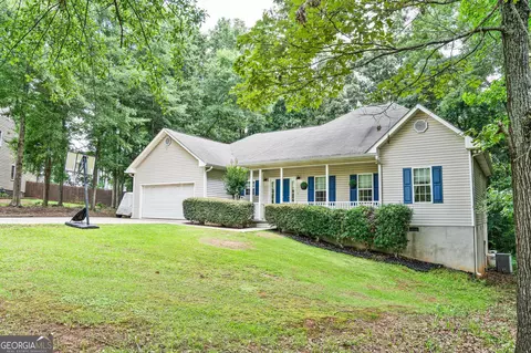 419 Pecan Cir, Forsyth, GA 31029