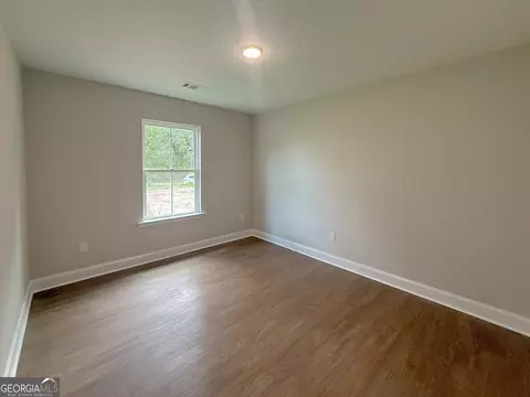 Bedroom - 3923 Mosley Rd, Claxton, GA 30417 photo 4 of 4