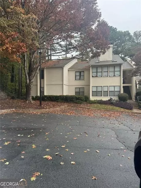 2401 Huntingdon Chase, Atlanta, GA 30350