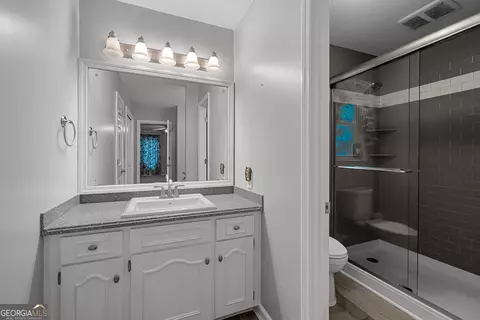 Bath - 214 Highland Trl, Lagrange, GA 30240 photo 6 of 6
