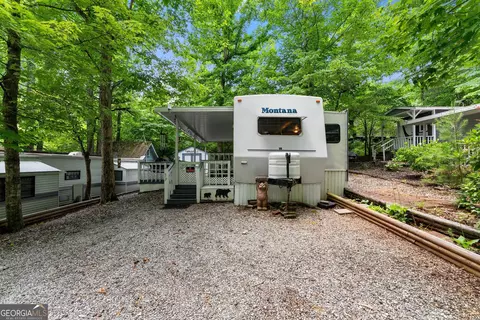 39 Terrace Cir, Cleveland, GA 30528