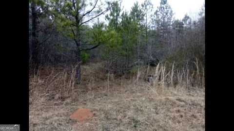 002 Old Woodbury Rd, Woodbury, GA 30293