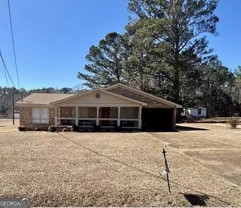 2740 16th Ave, Lanett, AL 36863