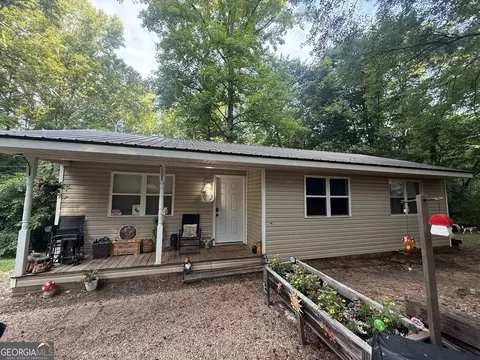 162 Mcintosh St, Whitesburg, GA 30185