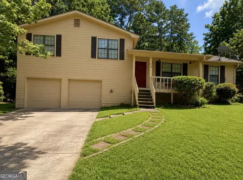 58 Alps Ct, Fairburn, GA 30213