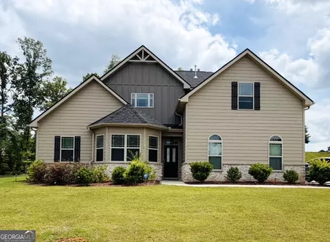 330 Darien Dr, Senoia, GA 30276