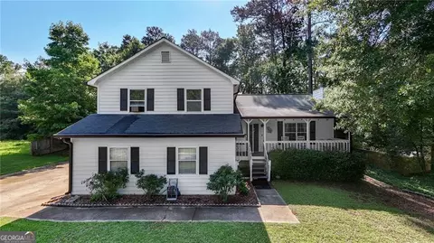 2114 W Lotus Point Dr, Lithia Springs, GA 30122