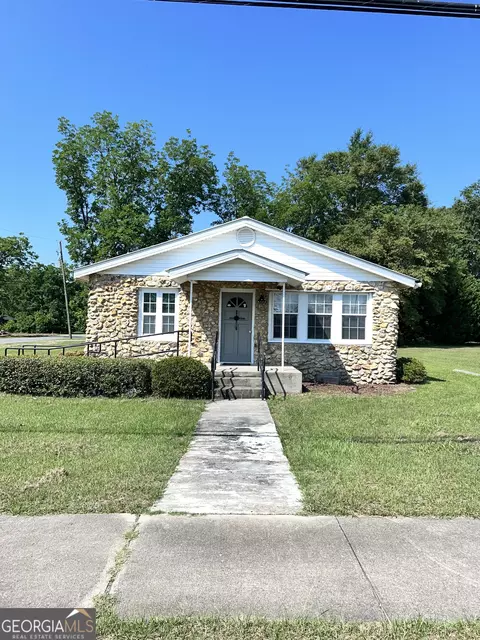 121 Coleman Ave, East Dublin, GA 31027