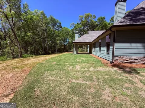 Exterior - 305 Springtime Way, Monroe, GA 30655 photo 4 of 4