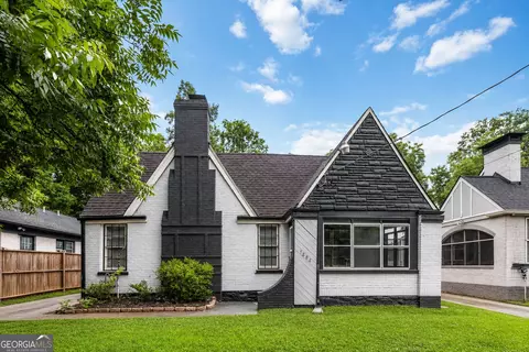 1594 Beecher St, Atlanta, GA 30310