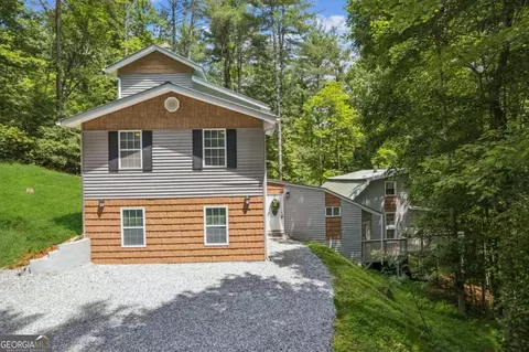 375 Deerfield Dr, Dahlonega, GA 30533