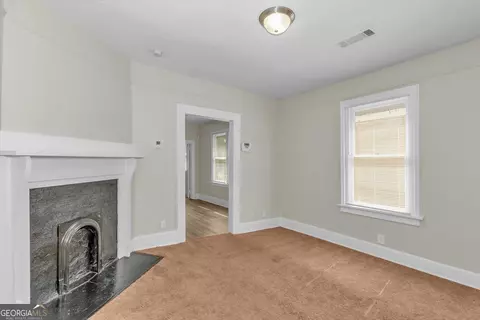 Living - 107 Ellis St, Augusta, GA 30901 photo 2 of 4