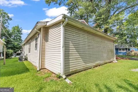 Exterior - 107 Ellis St, Augusta, GA 30901 photo 4 of 5