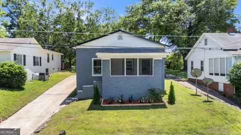 16 Crescent Ave SW, Rome, GA 30161