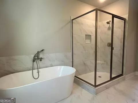 Bath - 270 Springtime Way, Monroe, GA 30655 photo 1 of 2