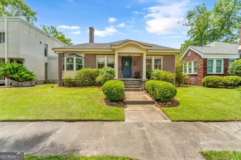 125 E 54th St, Savannah, GA 31405