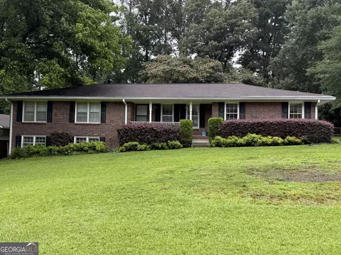 2930 Alan Dr SW, Marietta, GA 30064