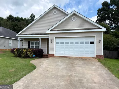 105 Yarrow Blvd, Bonaire, GA 31005
