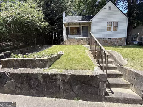 200 Chappell Rd NW, Atlanta, GA 30314