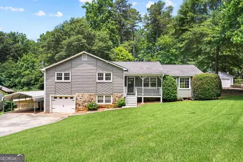 204 Bascomb Ln, Woodstock, GA 30189