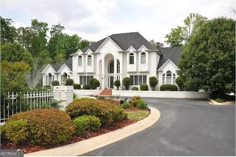 170 Howard Oaks Dr, Macon, GA 31210