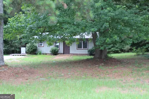 146 E Wright St, Winder, GA 30680