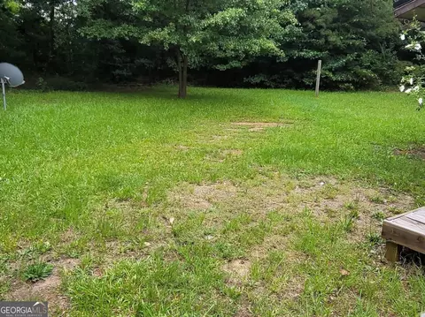 Exterior - 146 E Wright St, Winder, GA 30680 photo 4 of 4