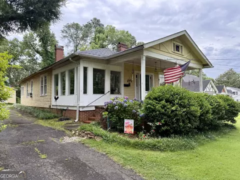 147 Springdale Rd, Elberton, GA 30635
