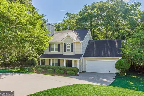 1520 Riverglen Dr, Loganville, GA 30052