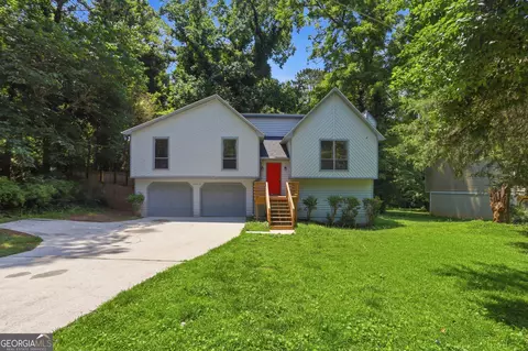 5009 N Redan Cir, Stone Mountain, GA 30088